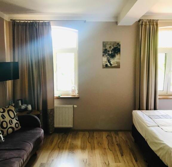 Resort Przystanek Tleń