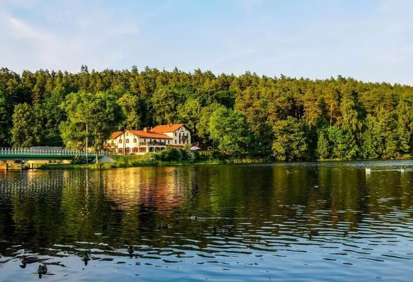 Lomakeskus Przystanek Tleń