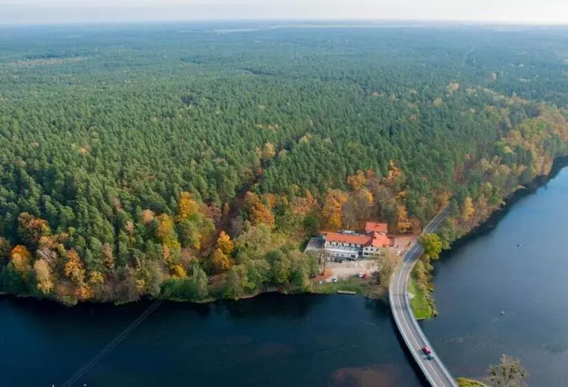 Lomakeskus Przystanek Tleń