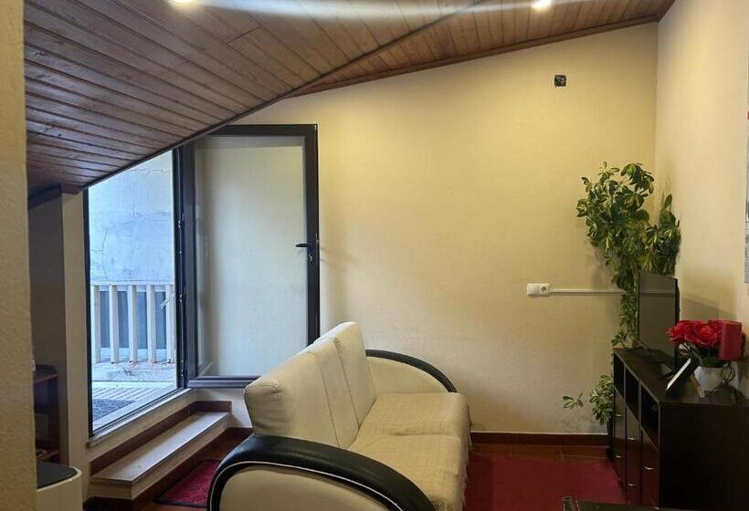 تختخواب و صبحانه Alojamento Santa Catarina