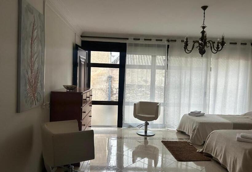 تختخواب و صبحانه Alojamento Santa Catarina