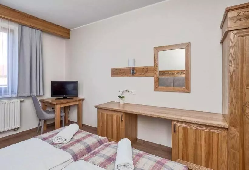 Aamiaismajoitus (B&B) Dom Wypoczynkowy U Chramca