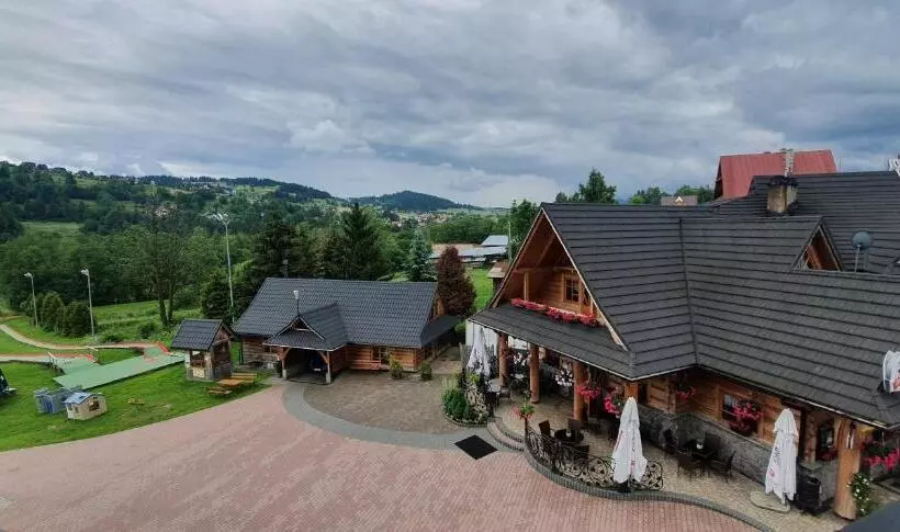 Aamiaismajoitus (B&B) Dom Wypoczynkowy U Chramca
