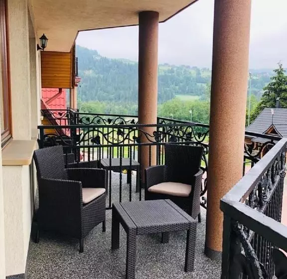 Aamiaismajoitus (B&B) Dom Wypoczynkowy U Chramca