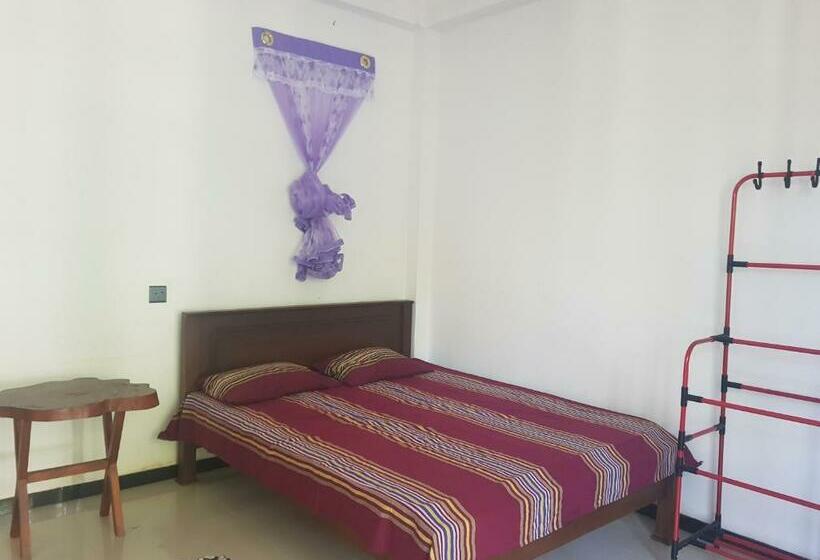 Bed and Breakfast Mihiri House