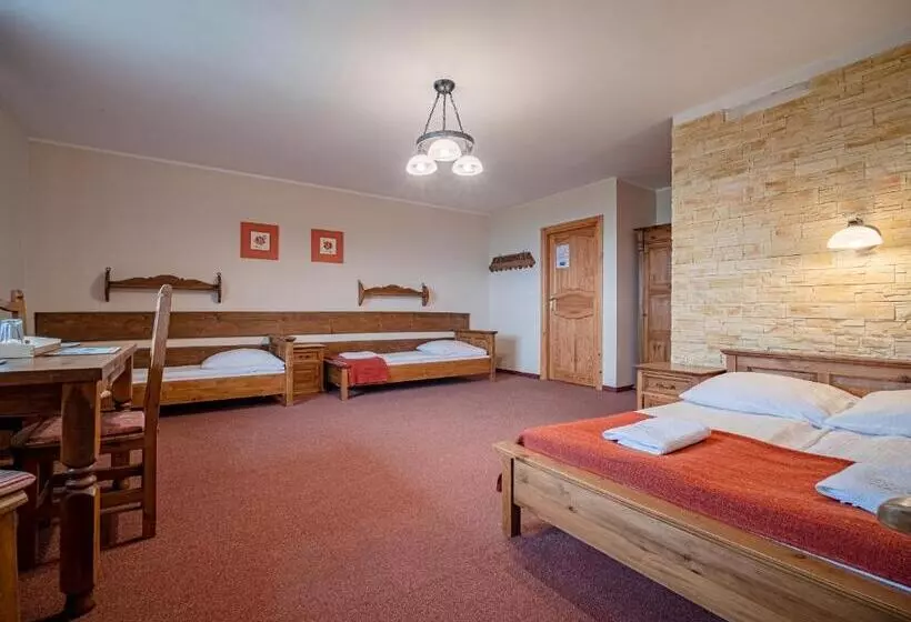 Aamiaismajoitus (B&B) Willa Szarotka