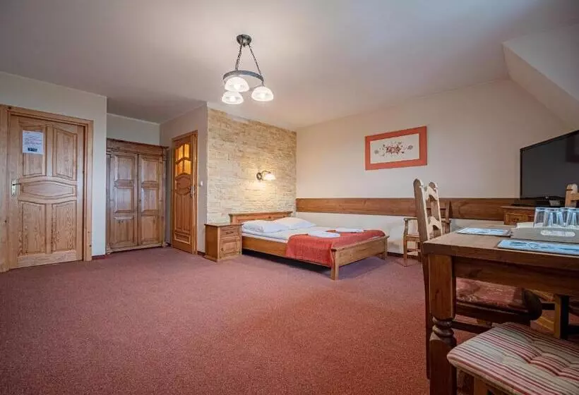 Aamiaismajoitus (B&B) Willa Szarotka