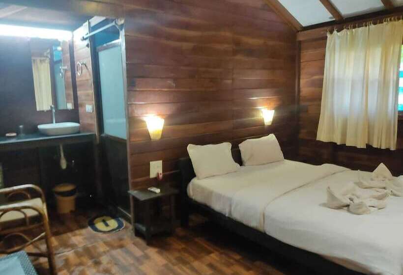 Hotel Green Ivy Resort