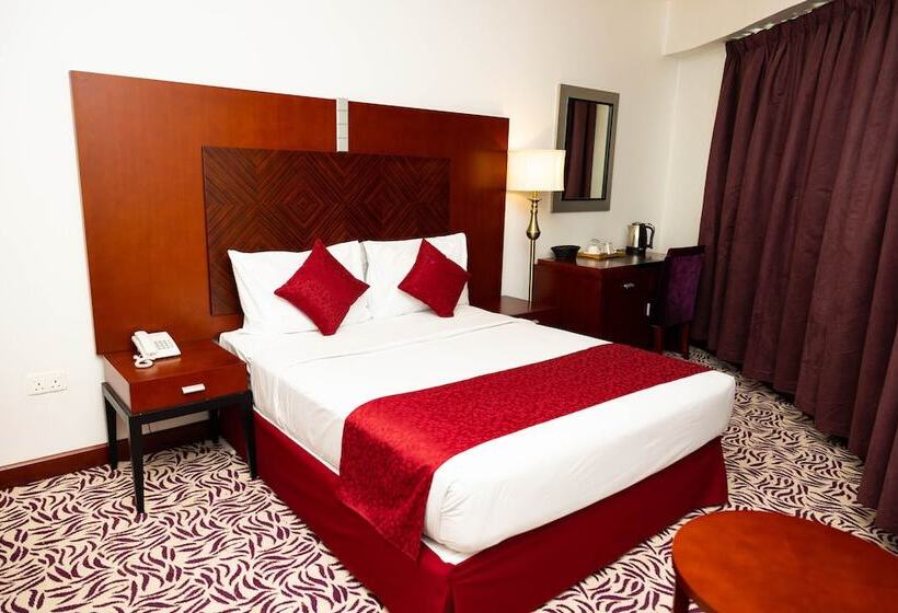 Отель Mra Grand