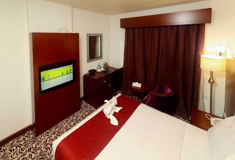 Отель Mra Grand