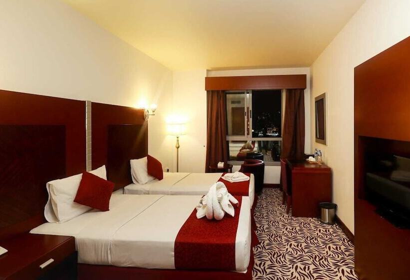 Отель Mra Grand