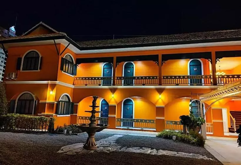 Venice Hotel Hua Hin