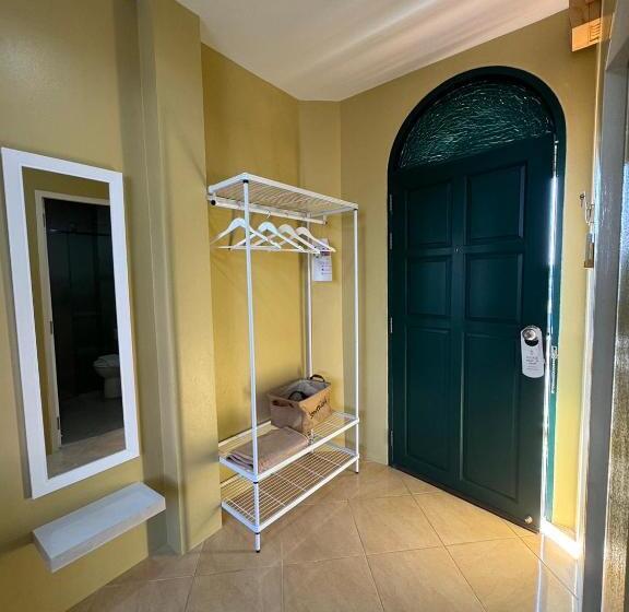 Venice Hotel Hua Hin