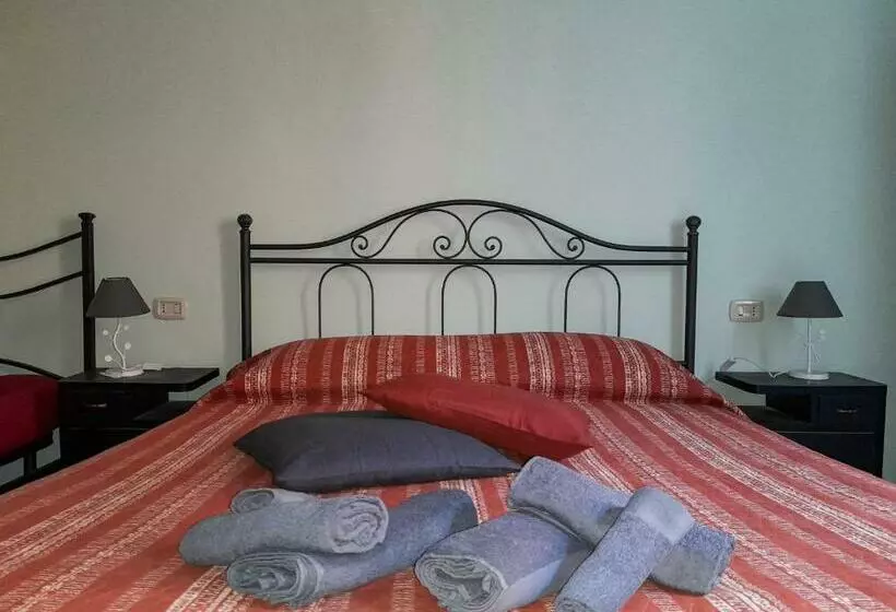 پانسیون Pisa Train Stop