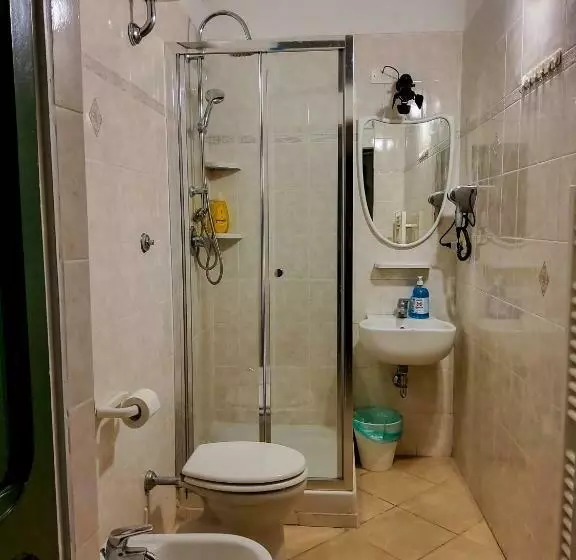 پانسیون Pisa Train Stop