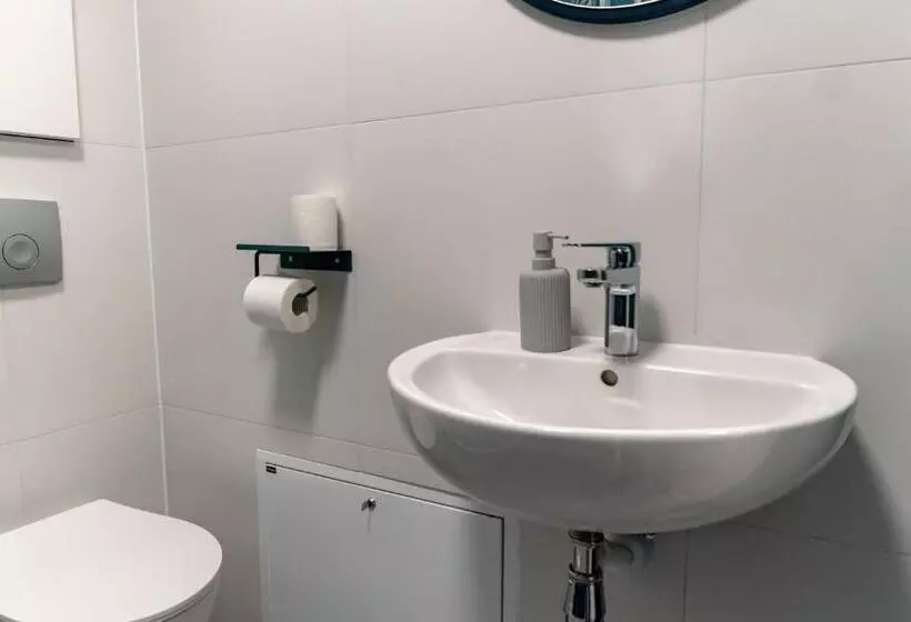 Uroczy, Przytulny Apartament Poddasze