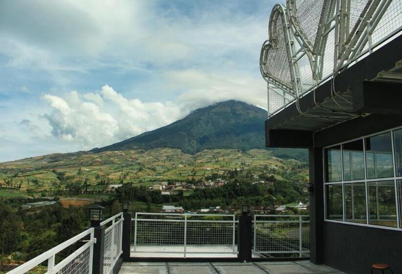 הוסטל Tree Love Temanggung