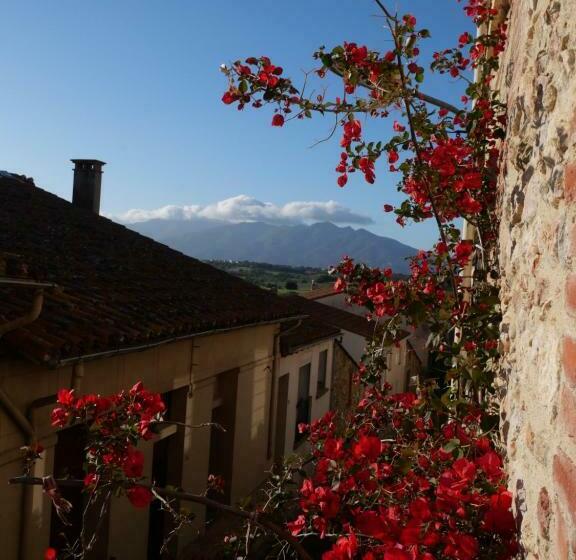 ベッドアンドブレックファースト Suite Privée, Salon Et Terrasse Chez L Habitant Dans Une Maison De Village De Charme