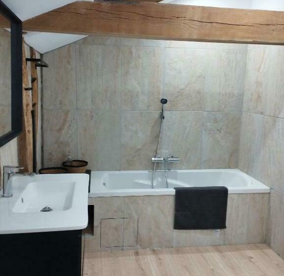 ベッドアンドブレックファースト La Coquille