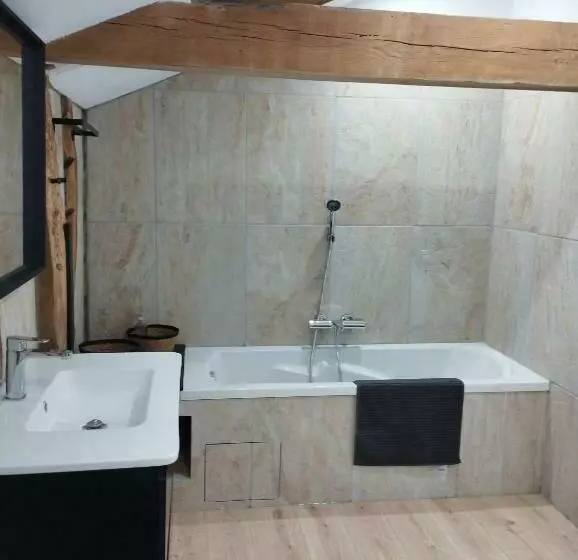 Aamiaismajoitus (B&B) La Coquille