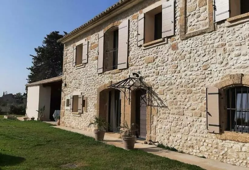 Aamiaismajoitus (B&B) Mas Le Jas