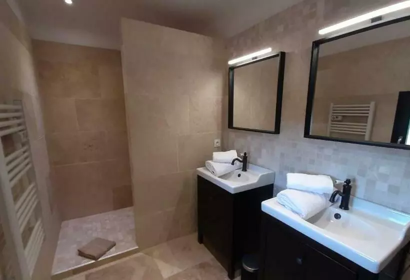 Aamiaismajoitus (B&B) Mas Le Jas