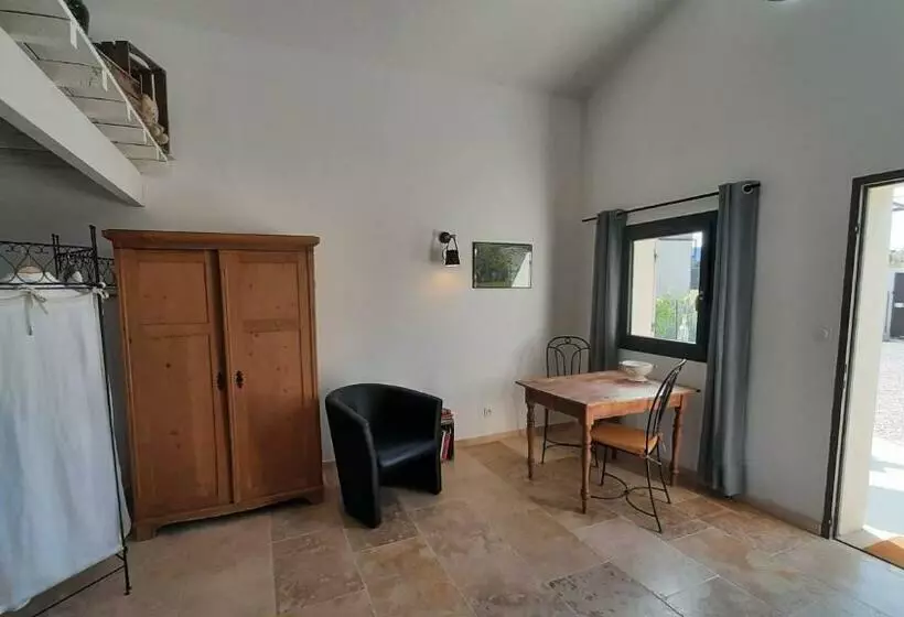 Aamiaismajoitus (B&B) Mas Le Jas