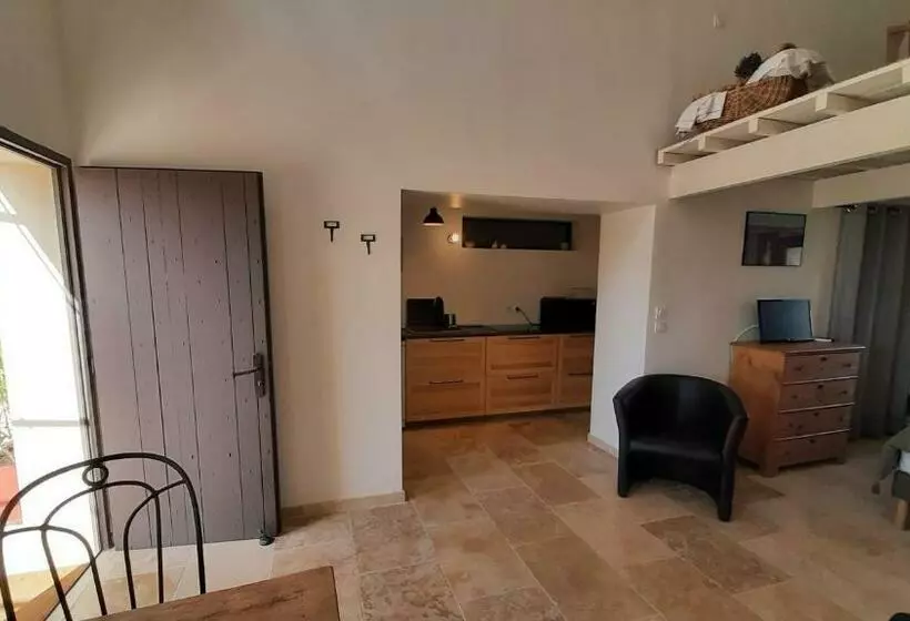 Aamiaismajoitus (B&B) Mas Le Jas