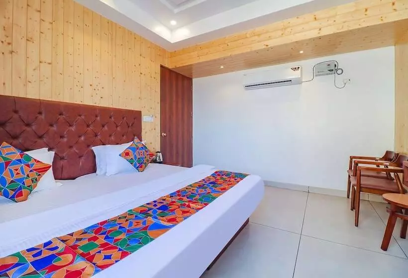 Fabhotel Grand Arya
