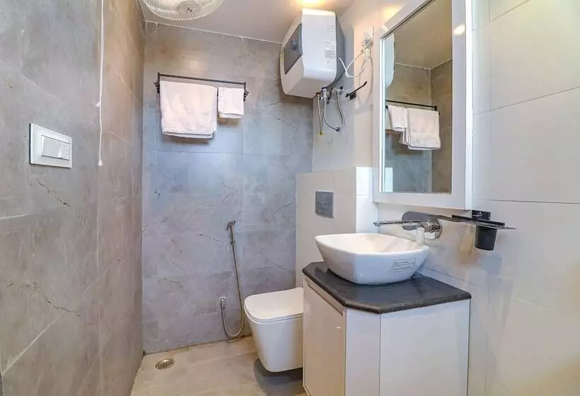 Fabhotel Grand Arya