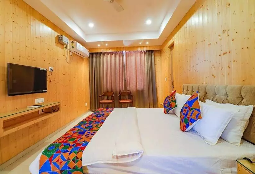 Fabhotel Grand Arya