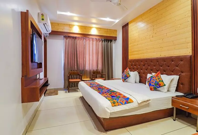Fabhotel Grand Arya