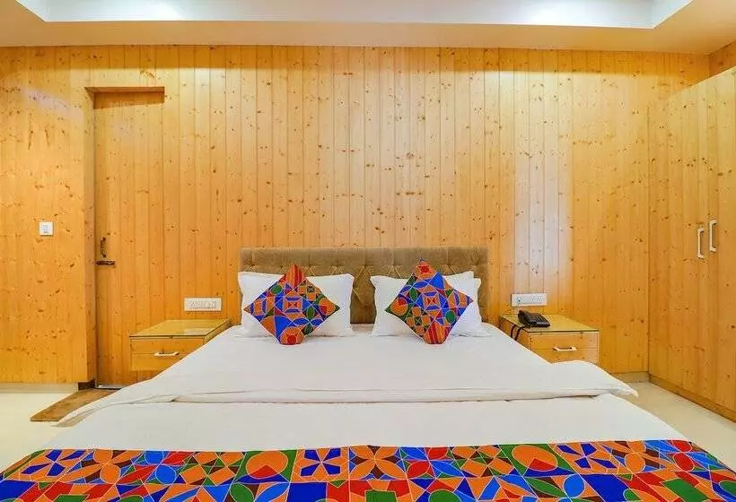 Fabhotel Grand Arya