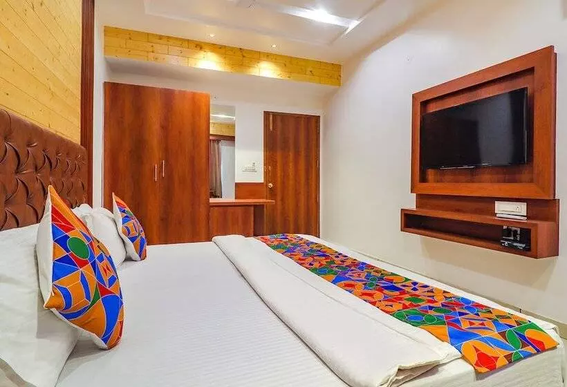 Fabhotel Grand Arya