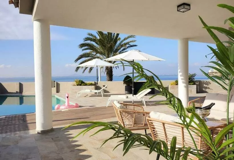 هتل Boutique B&b Colina Del Emperador