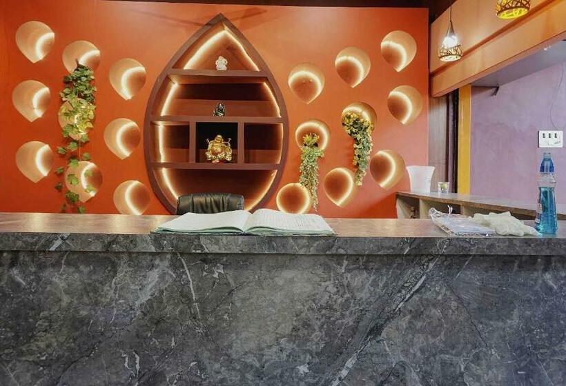 Collection O Hotel Shreya