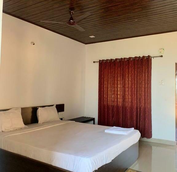 בית מלון כפרי Lime Resort Arambol Goa