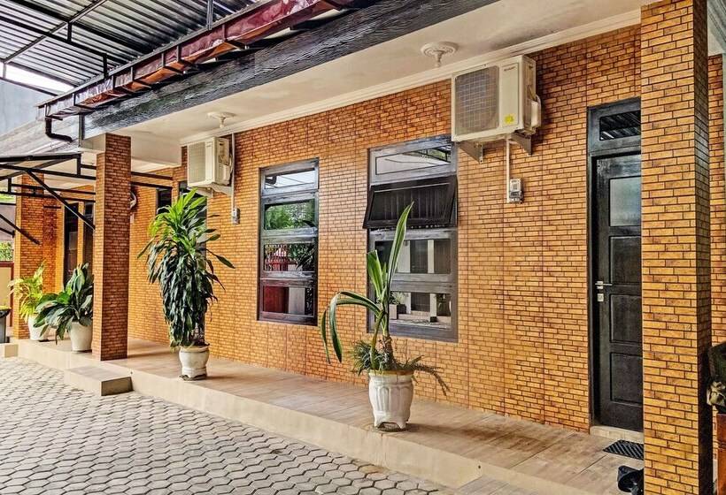 酒店 Oyo 92244 Mariko S House