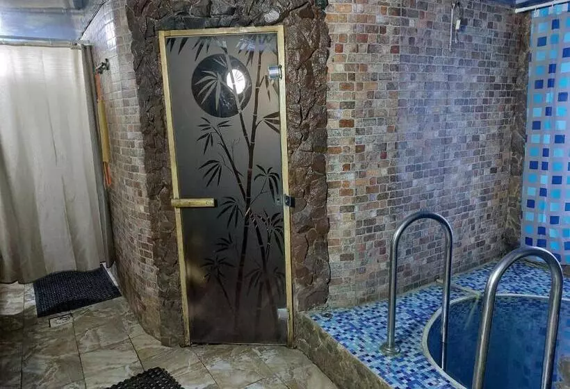 پانسیون кереге таш