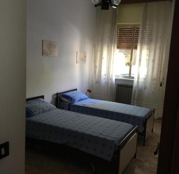 ペンション Affittacamere Al Piano Terra