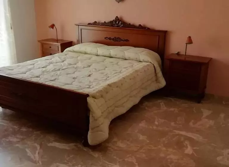 پانسیون Affittacamere Al Piano Terra