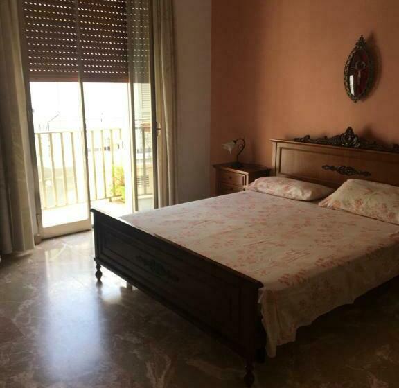 ペンション Affittacamere Al Piano Terra