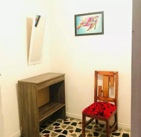 Majatalo Hostal La 18