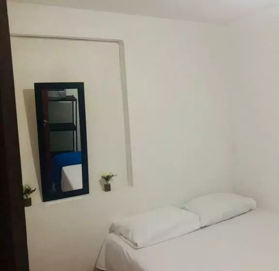 Majatalo Hostal La 18