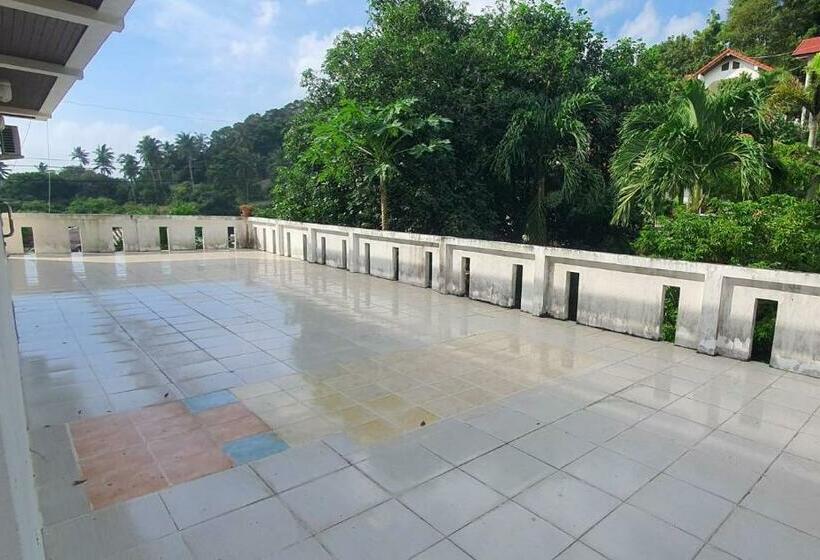 هاستل Orrachon Guest House