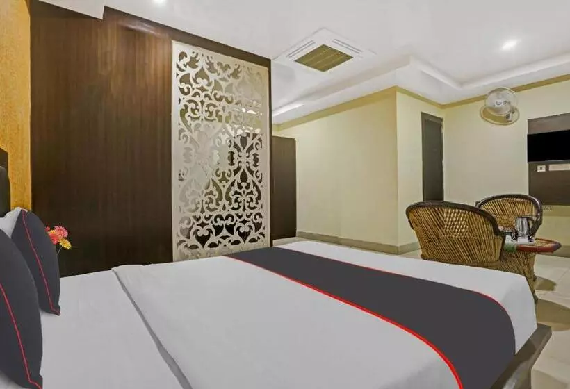 ホテル Collection O Shree Shyam