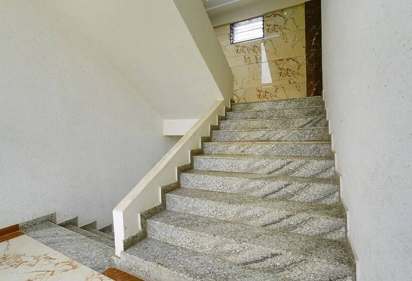 Fabhotel Bhiwandi Palace