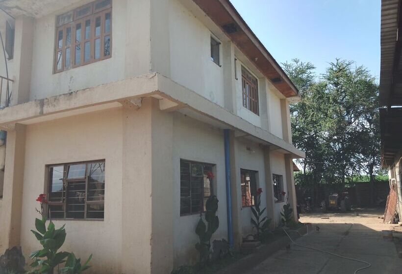 ホテル Kinyaiya S Farm Lodge