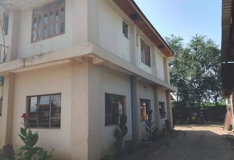 ホテル Kinyaiya S Farm Lodge