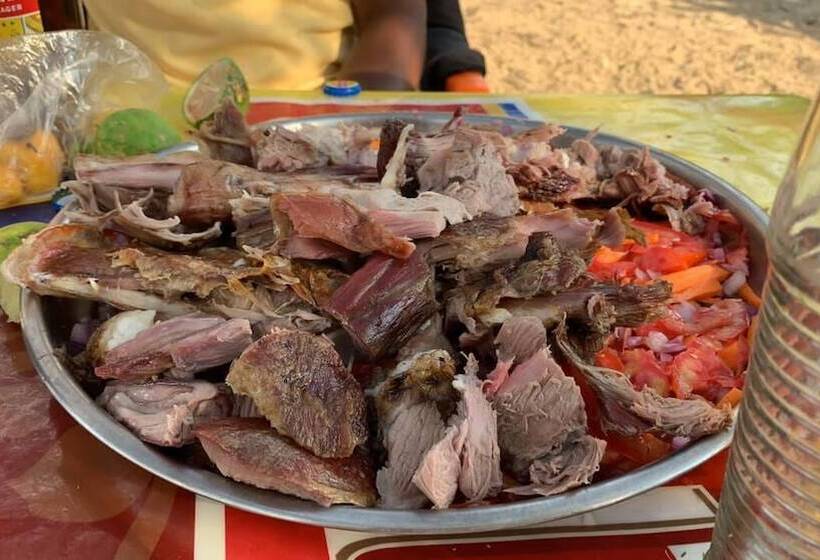 ホテル Kinyaiya S Farm Lodge